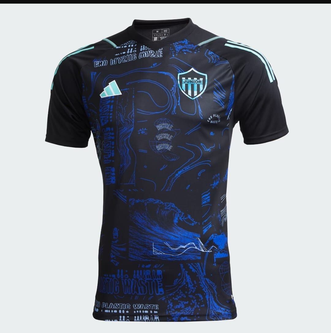 Nueva camiseta de Junior.