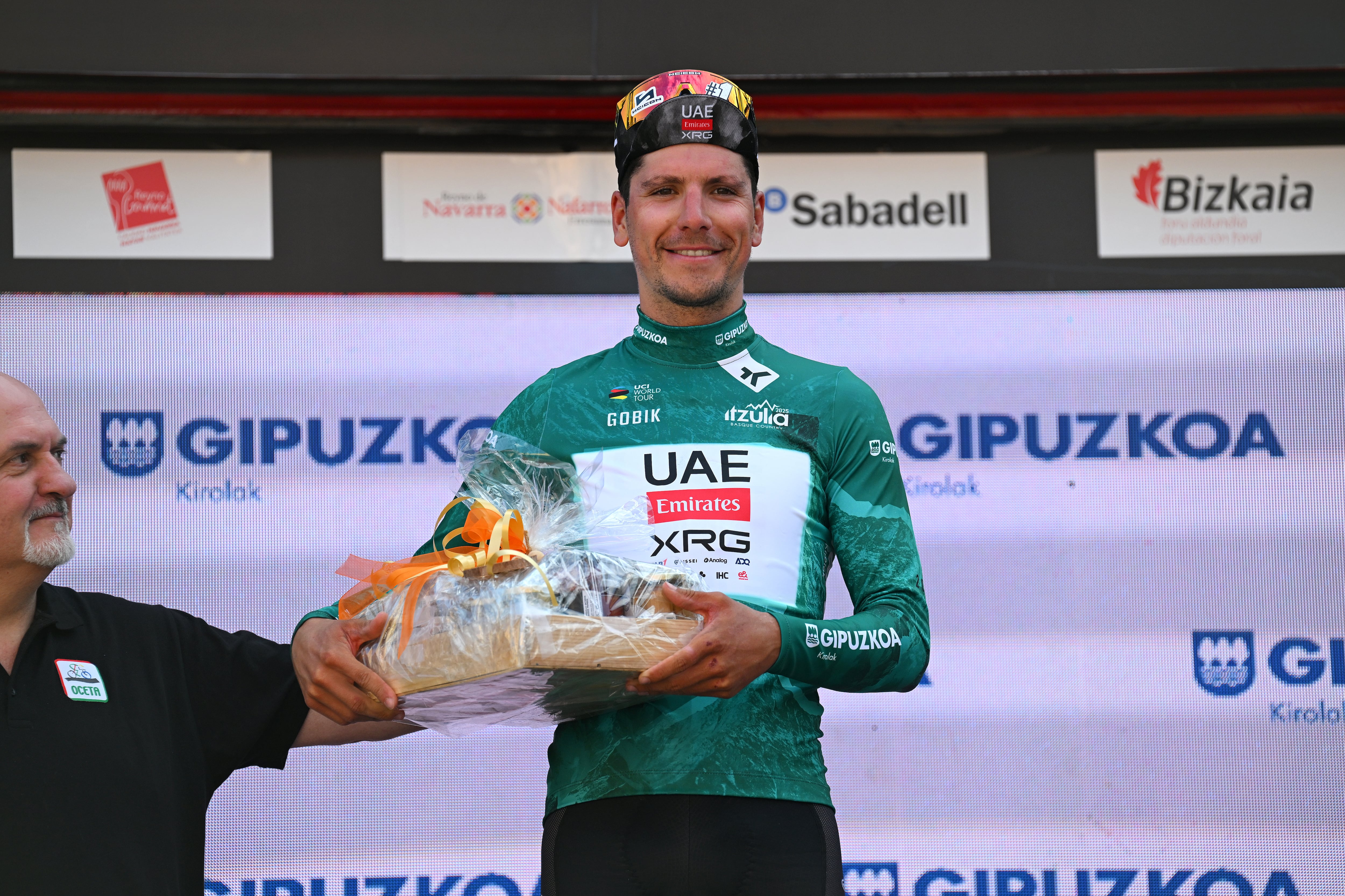 João Almeida se plantó en la cima de la clasificación tras la etapa 4 de Itzulia