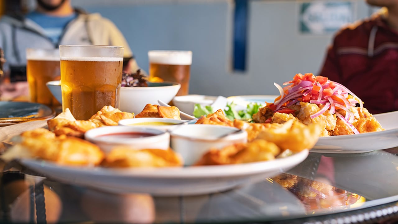 Los corrientazos serán uno de los gastos más afectados por la presión inflacionaria. Sus precios se han ajustado con el salario mínimo y los arriendos de los locales comerciales que, a diferencia de los residenciales –regulados por la inflación del año anterior–, no están sujetos a control alguno.