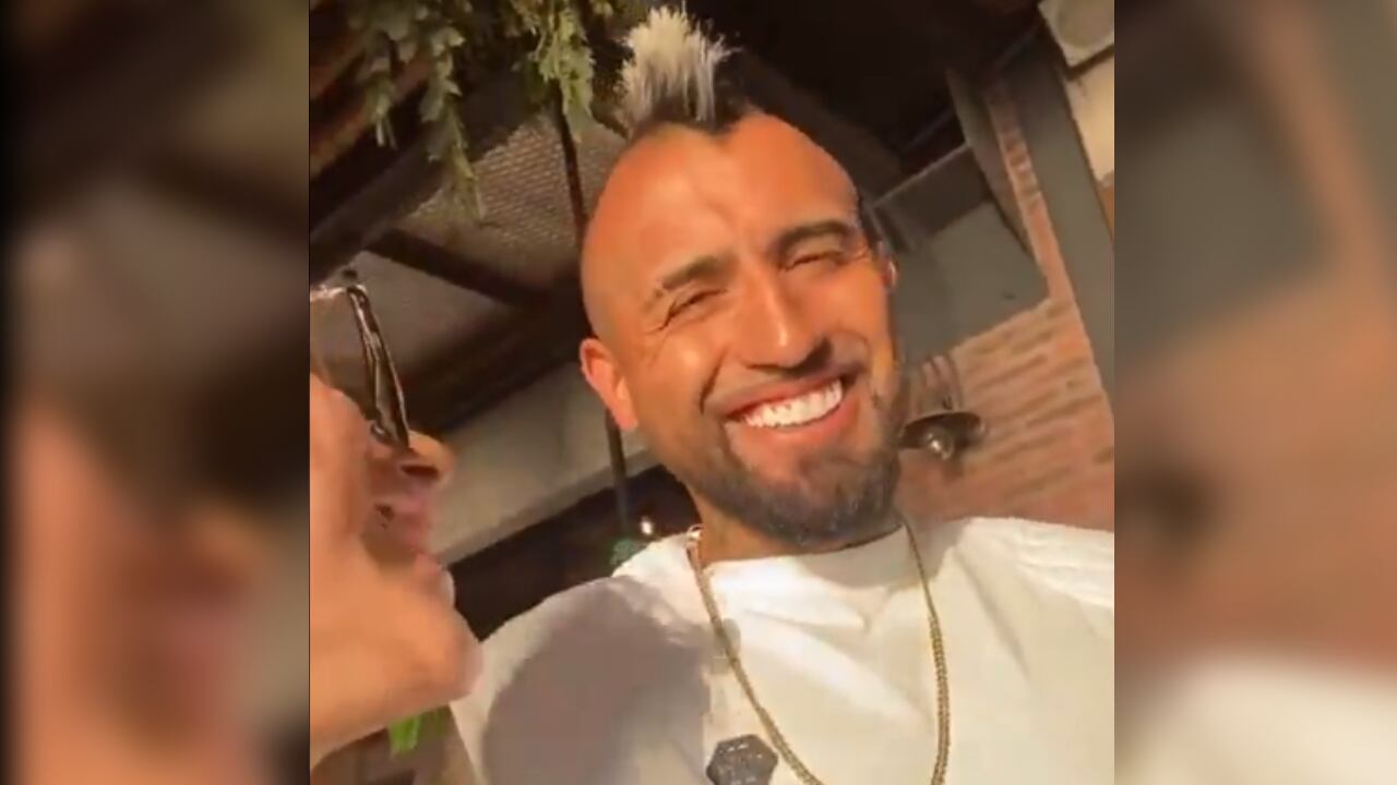 Arturo Vidal soltó una sonrisa cuando le hablaron del América