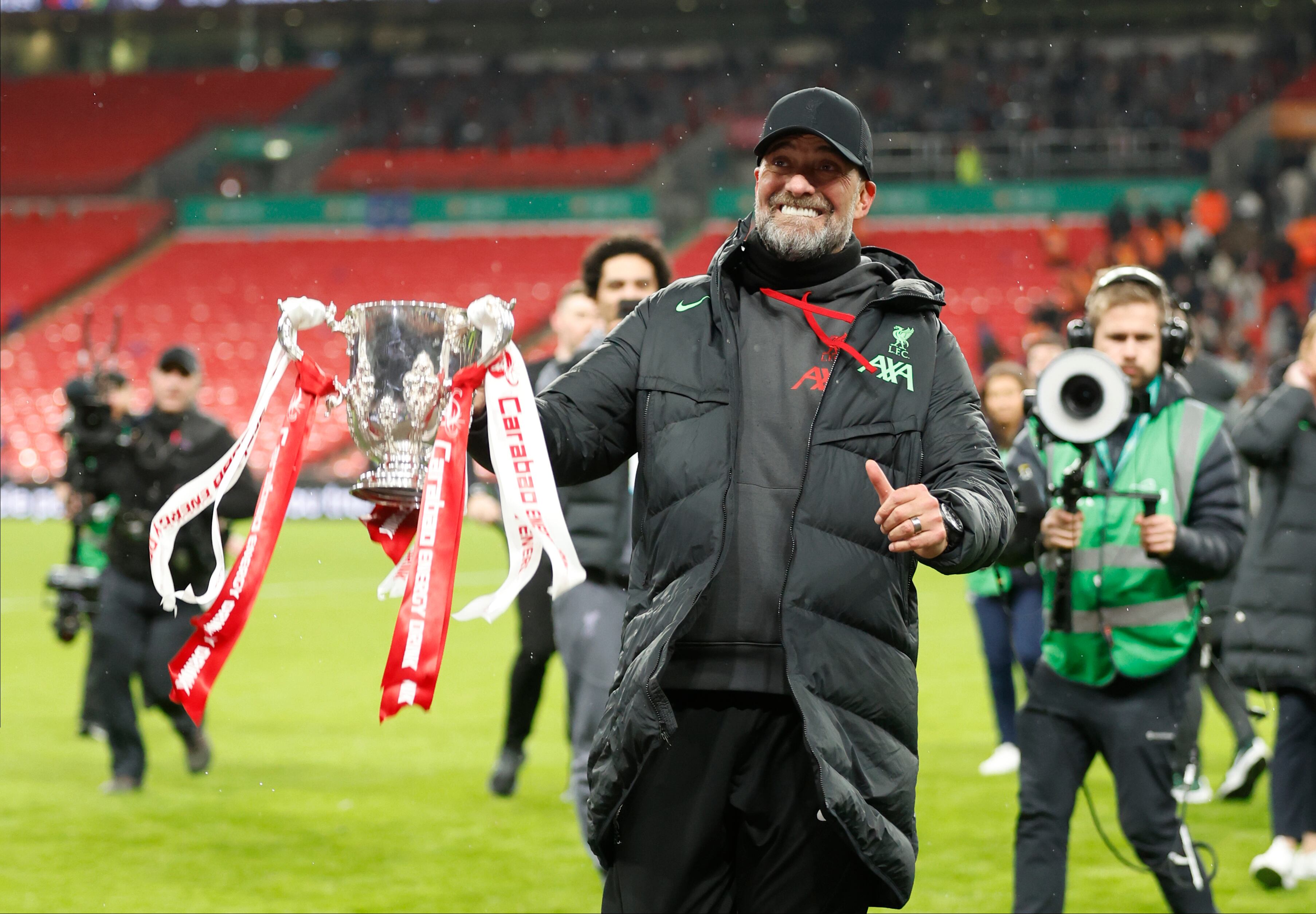 LONDON, ENGLAND - FEBRUARY 25: Jurgen Klopp, Manager of Liverpool celebrates with trophy after winning the Carabao Cup Final match between Chelsea and Liverpool at Wembley Stadium on February 25, 2024 in London, England. (Photo by Nigel French/Sportsphoto/Allstar via Getty Images)