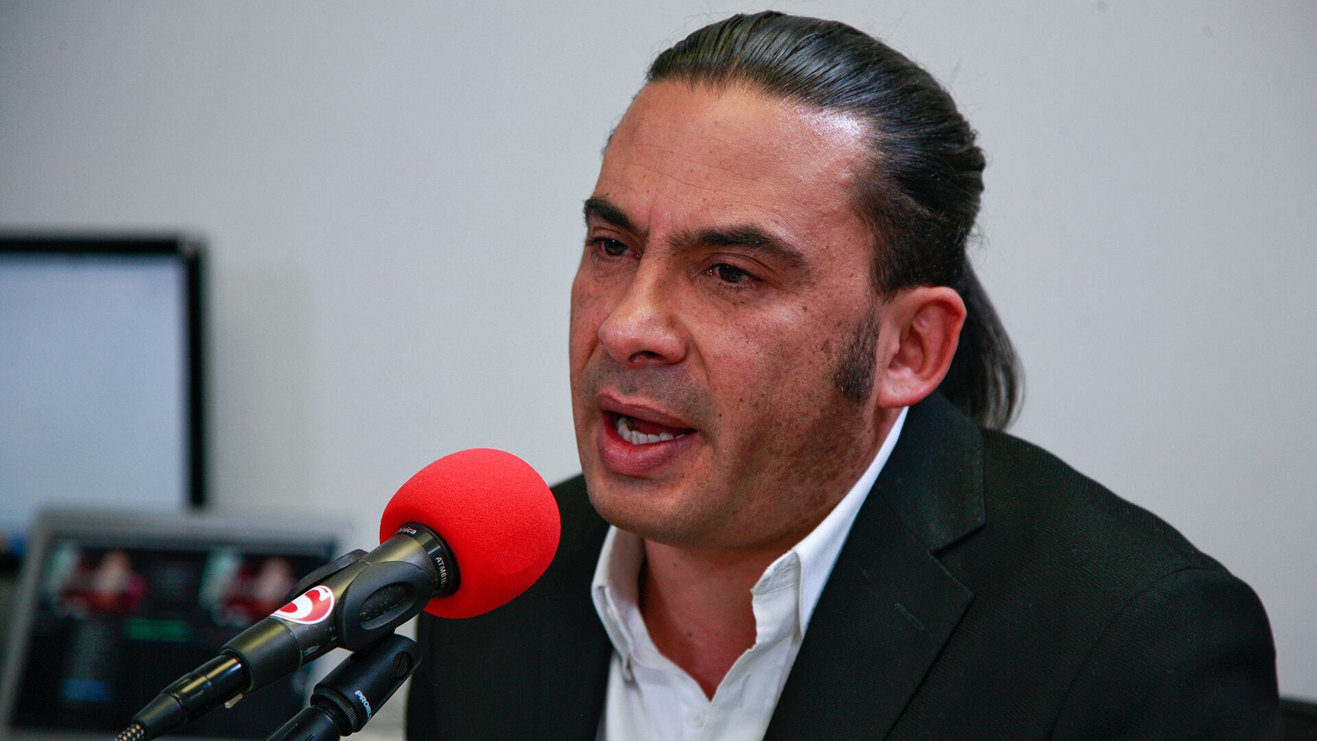 Francisco Bernate, Abogado