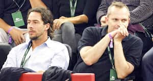 Nacho Palau y Miguel Bosé mantuvieron en secreto una relación de 26 años. Siempre se mostraron como buenos amigos y nunca confirmaron los rumores que los unían como pareja.