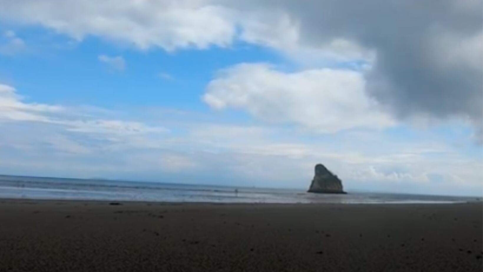 El Morro, Tumaco,  una de las playas más bellas del Pacífico colombiano.