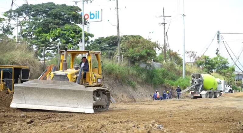Icónico puente de Juanchito en el Valle avanza en su reconstrucción; sería entregado este 2023.