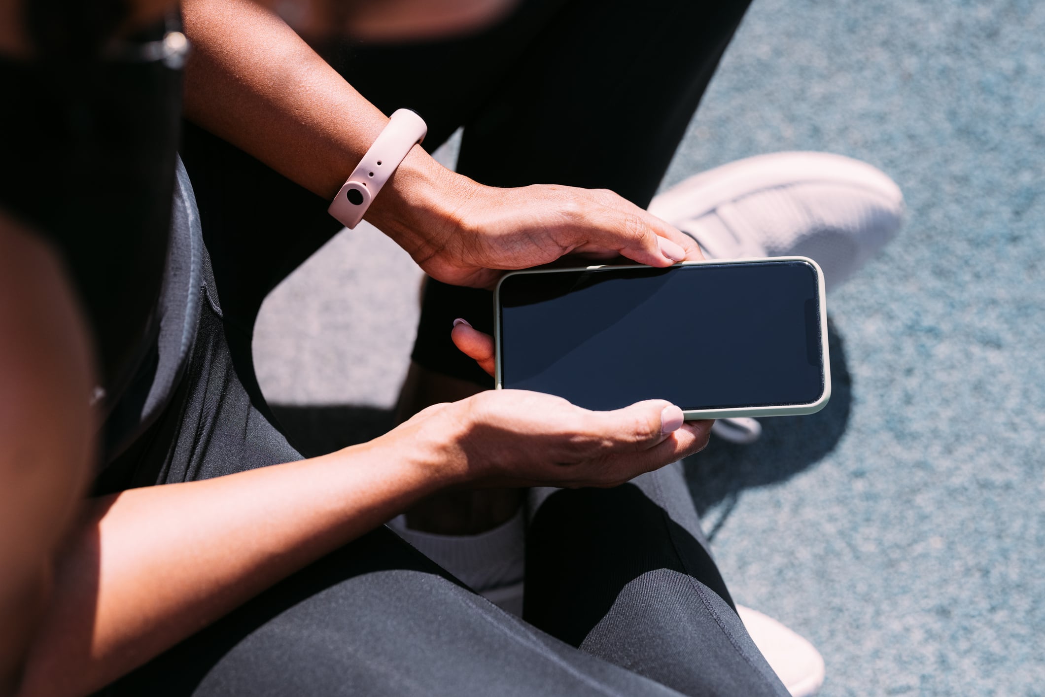 Cómo arreglar el fallo cuando la pantalla se pone negra al abrir la cámara del celular.