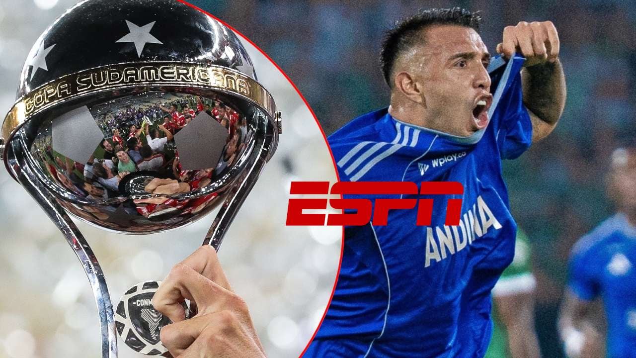 Trofeo de la Copa Sudamericana / Rodrigo Contreras.