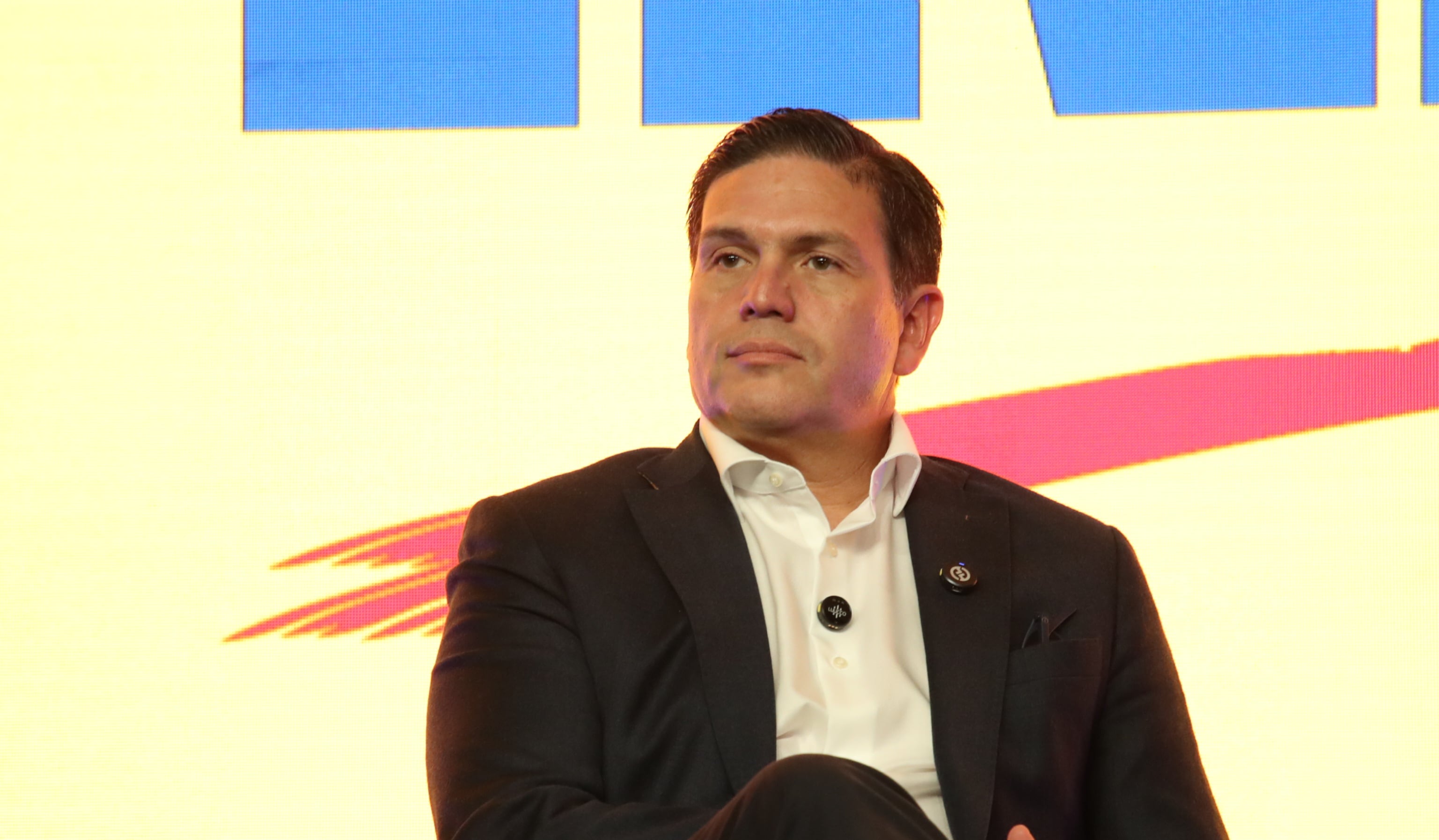 Juan Carlos Pinzón Bueno recibe el aval del Partido Oxígeno para su candidatura a la Presidencia de cara a las elecciones de 2026. Ingrid Betancourt.