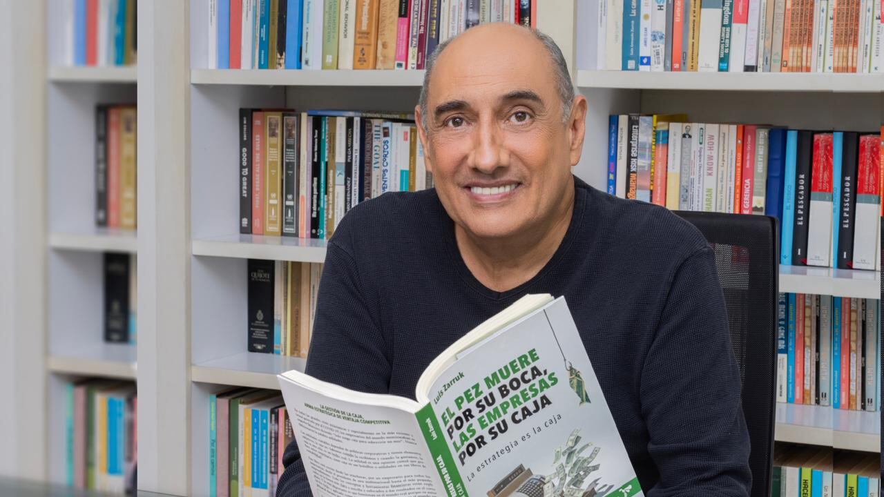 Luis Zarruk, autor del libro "El pez muere por la boca, las empresas por la caja".