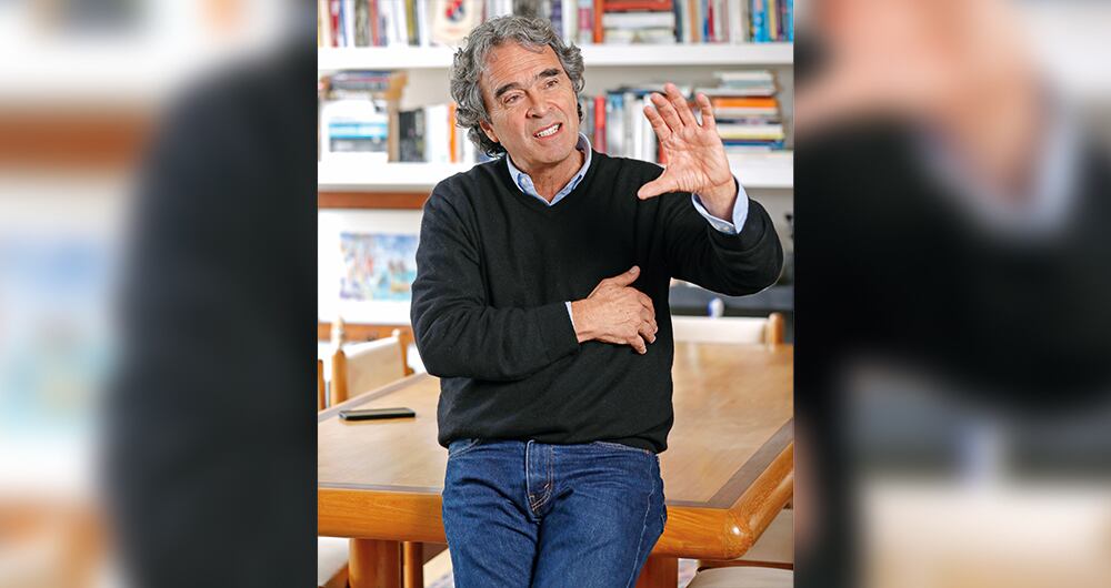 Sergio Fajardo considera que el proyecto de reforma a la salud es un caos. 