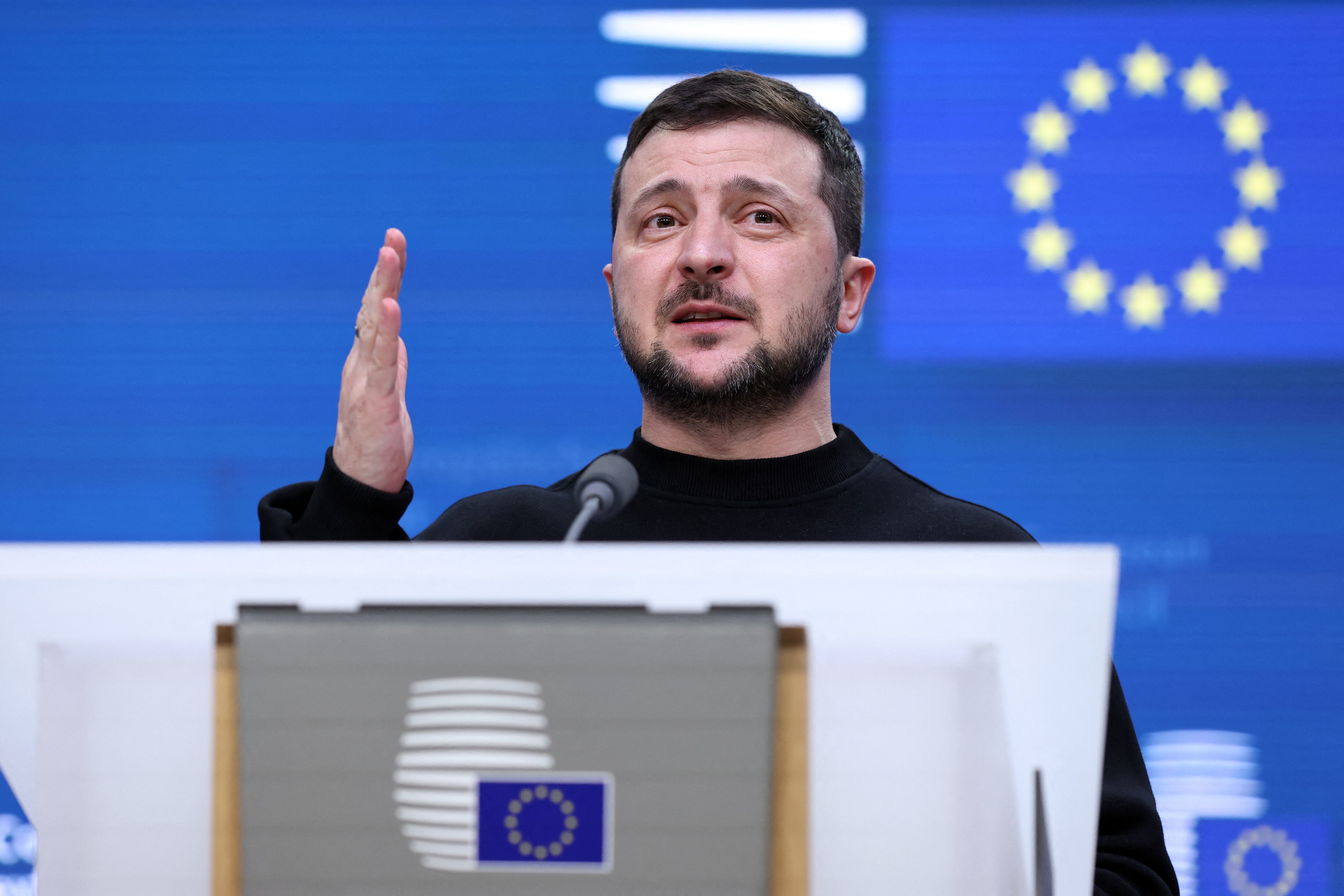 Zelenski pidió explícitamente el envío de aviones en un discurso ante el Parlamento de Reino Unido, en busca de una nueva "coalición" internacional