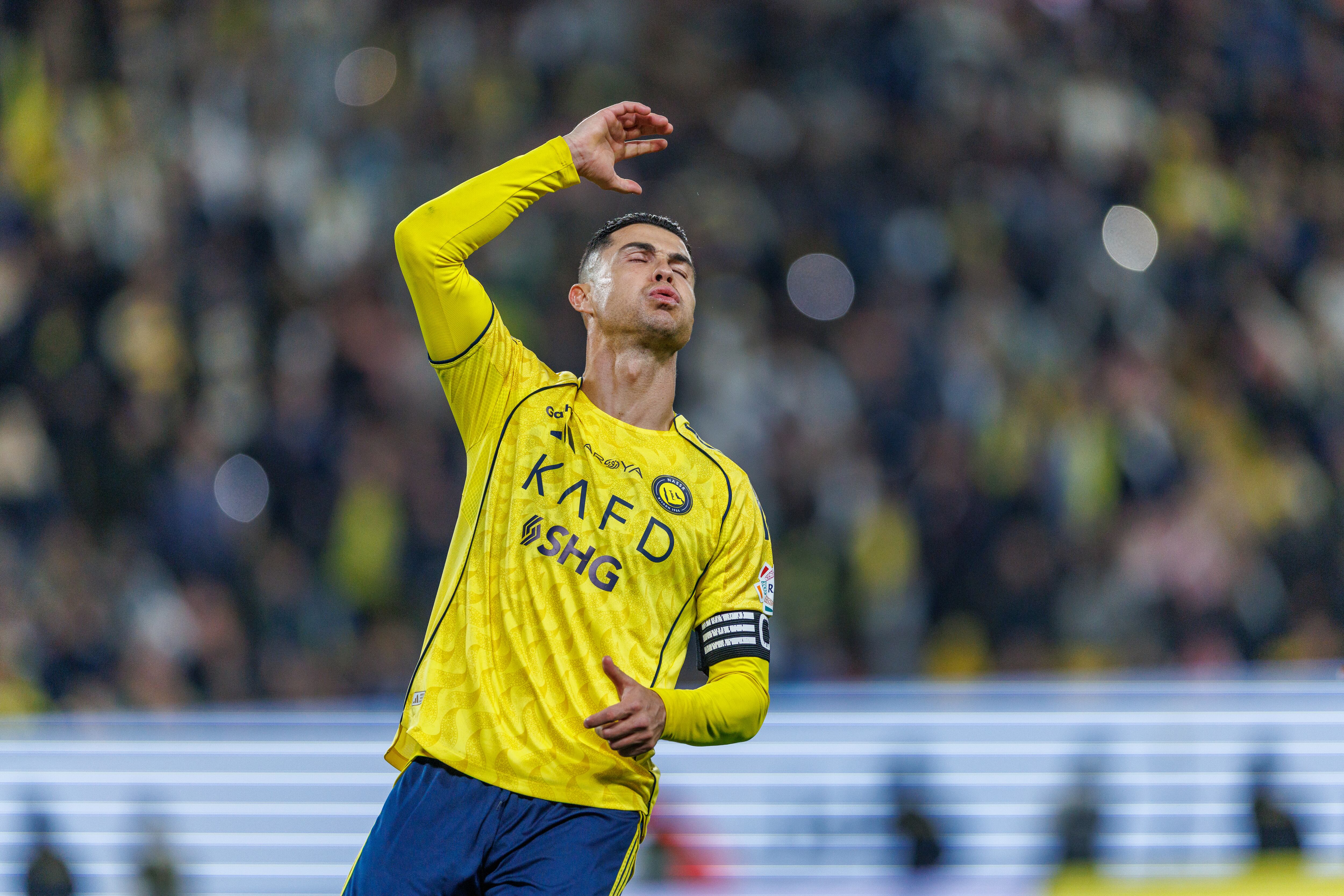 RIYADH, SAUDI ARABIA - JANUARY 26: Cristiano Ronaldo of team Al-Nassr FC during the Saudi Pro League game between Al Nassr and Al Taawoun at Al Awwal Park on January 26, 2026 in Riyadh, Saudi Arabia. (Photo by Abdullah Ahmed/Getty Images)