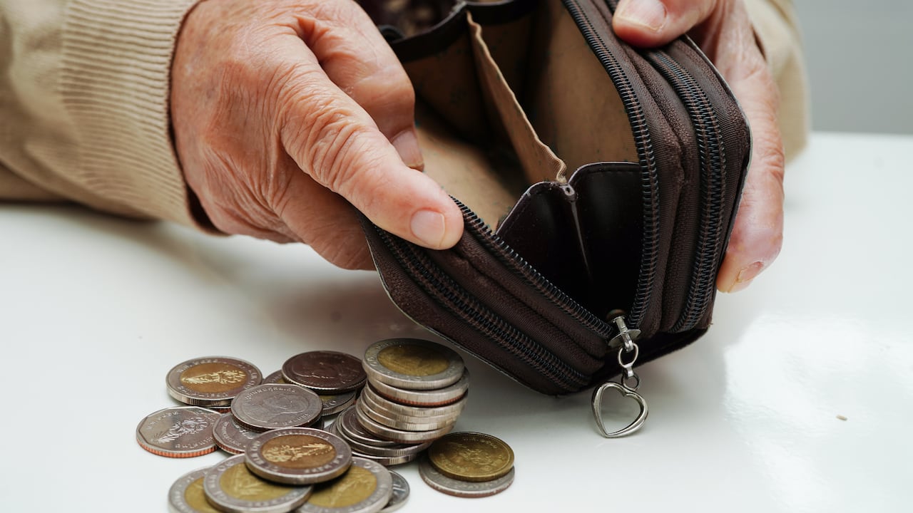 La reducción en el gasto de los colombianos podría impactar con mayor fuerza a sectores prescindibles, como el de entretenimiento.