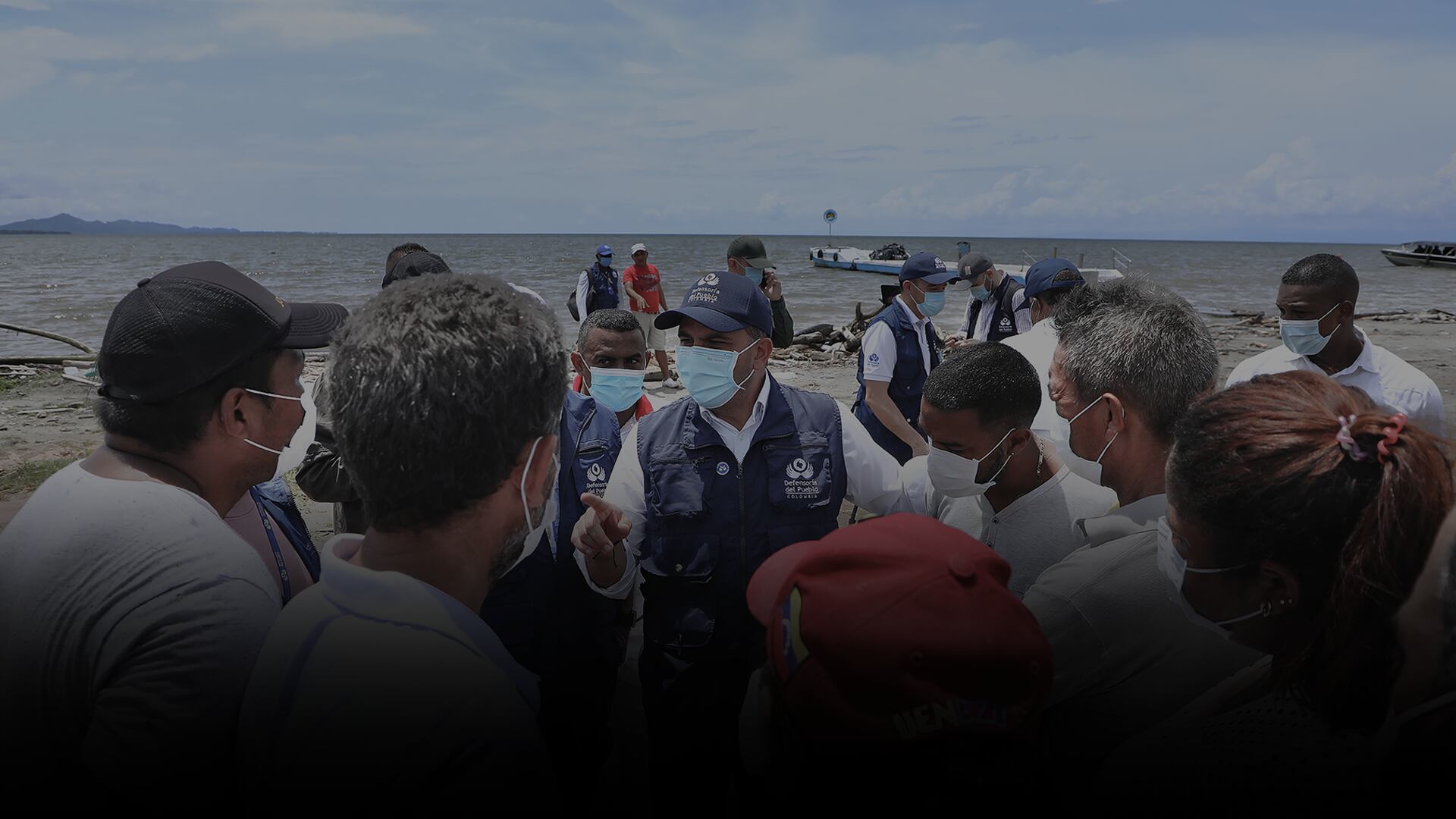 La Defensoría del Pueblo es la entidad encargada de promover y garantizar el cumplimiento de los Derechos Humanos en Colombia.