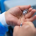 Resultados del modelo híbrido de inmunización y anticuerpos contra el Virus Sincitial Respiratorio.