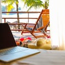 Hay varios países en la región que otorgan permisos especiales para vivir y trabajar