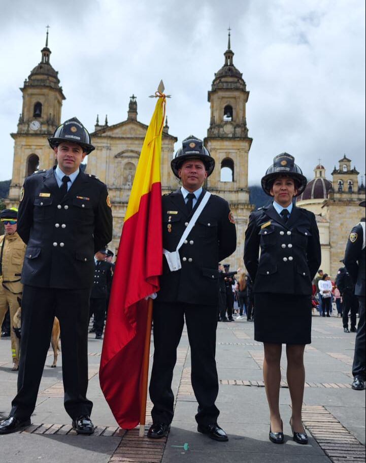 Bomberos Oficiales de Bogotá