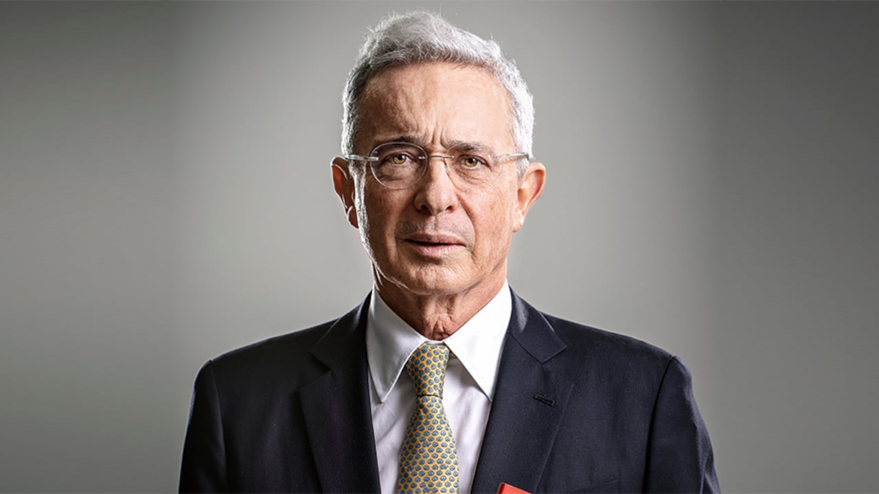 álvaro uribe Expresidente