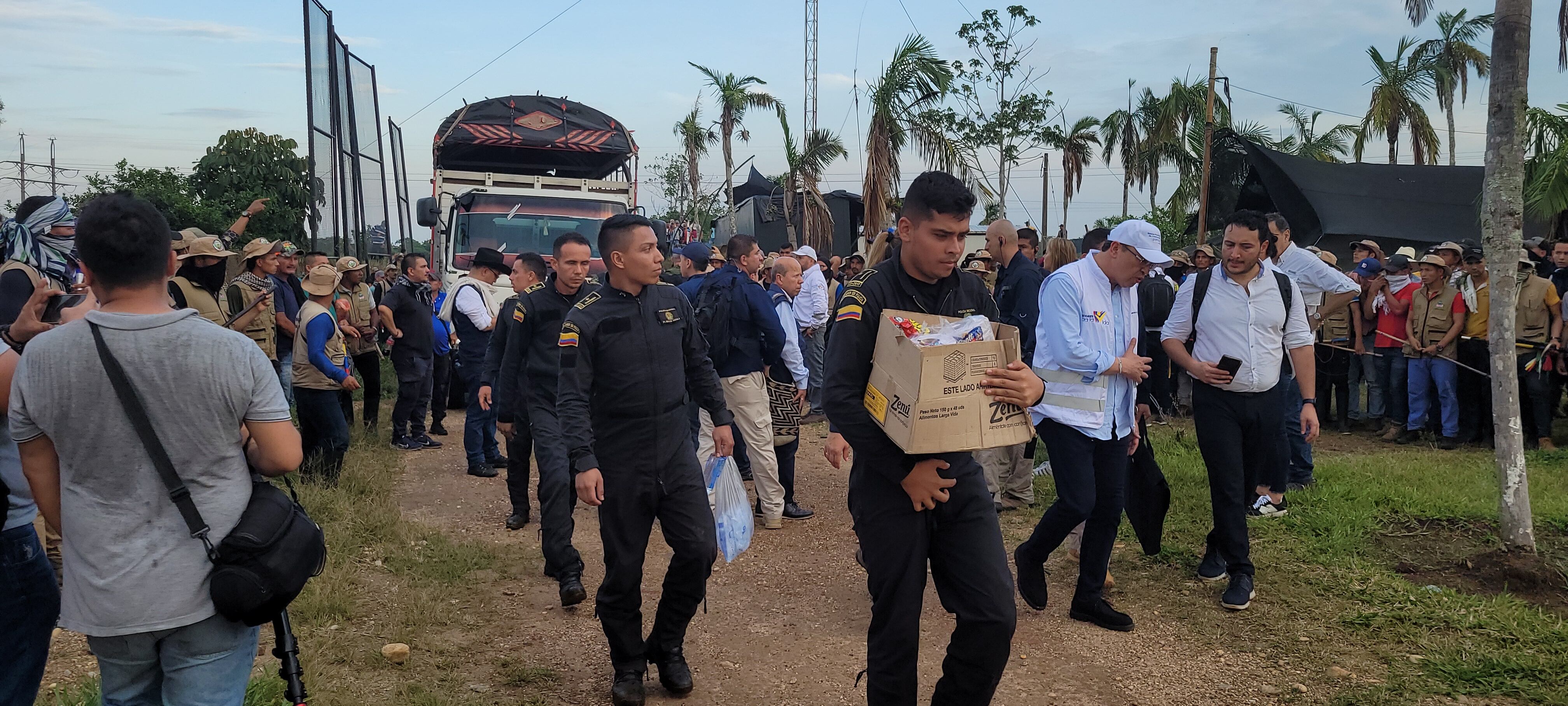 liberación uniformados del Esmad