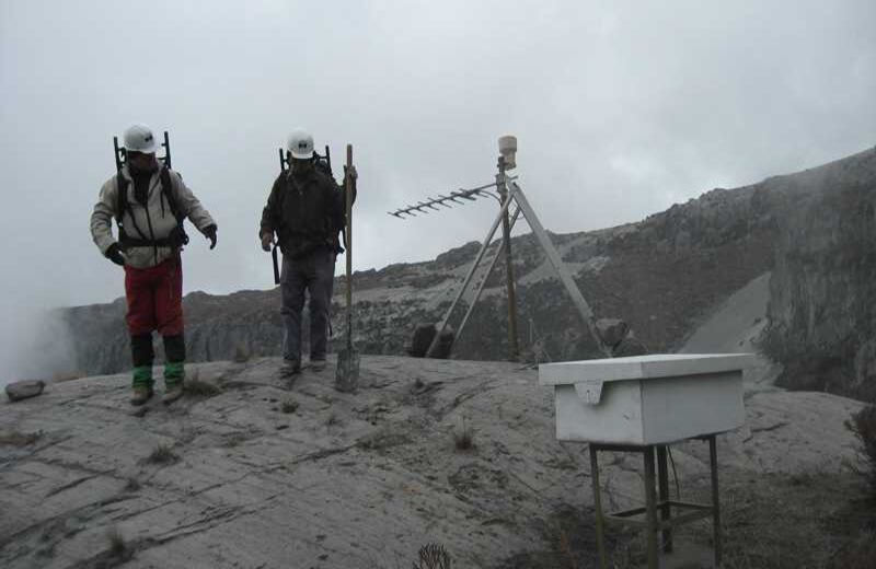 Desde la segunda mitad de 1985 Colombia cuenta con redes de monitoreo que a través de los años se han actualizado tecnológicamente, consiguiendo cada vez un mejor conocimiento del territorio.