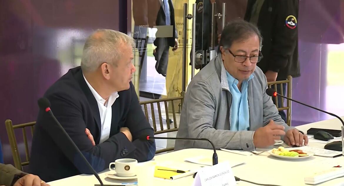 Presidente Gustavo Petro en el cónclave con su Gobierno