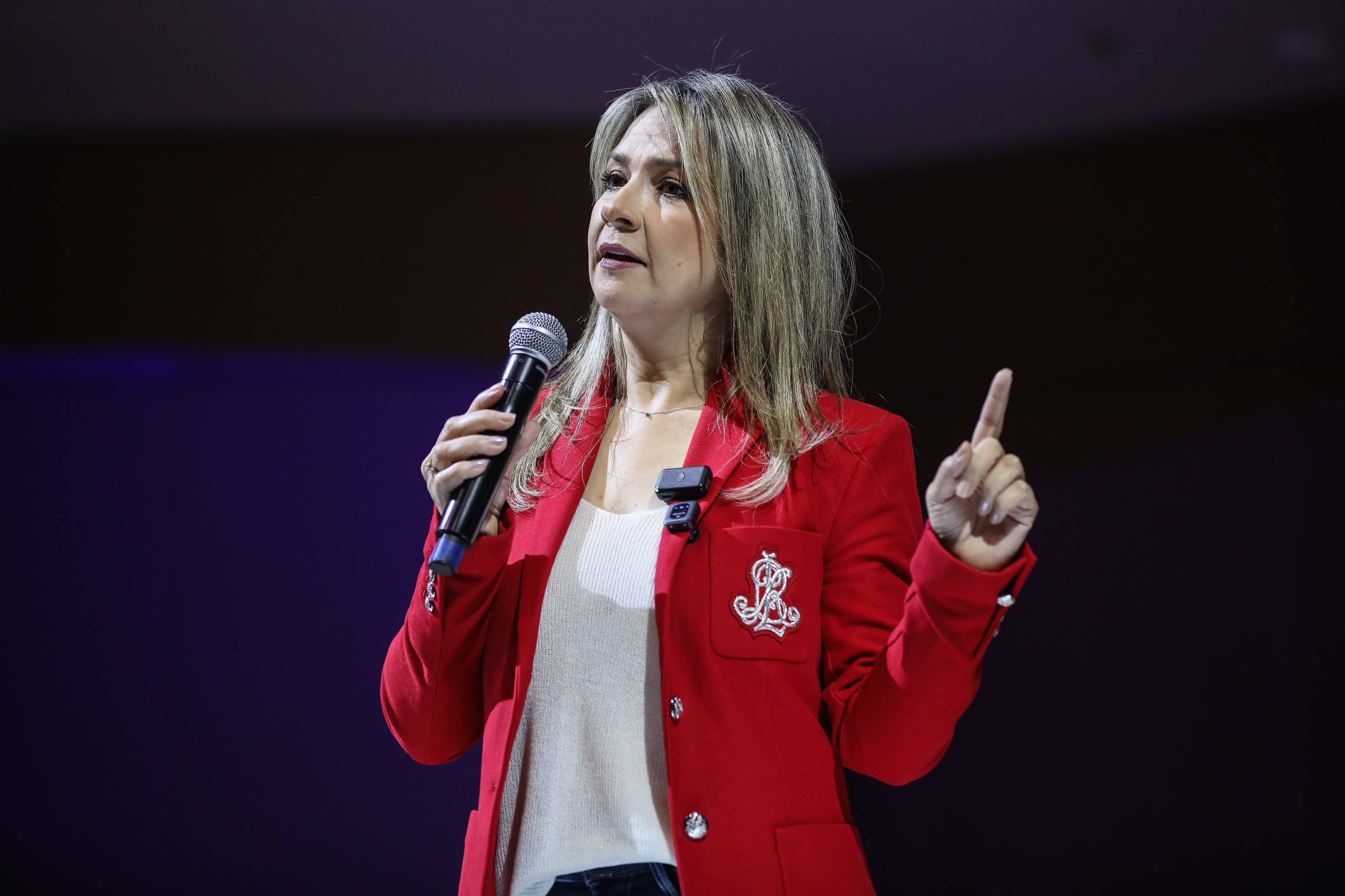 Conversación con Vicky Davila
Universidad de La Sabana
Martes 4 de febrero 2024