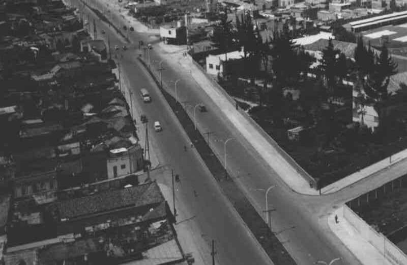 Los primeros días de la Avenida Caracas.