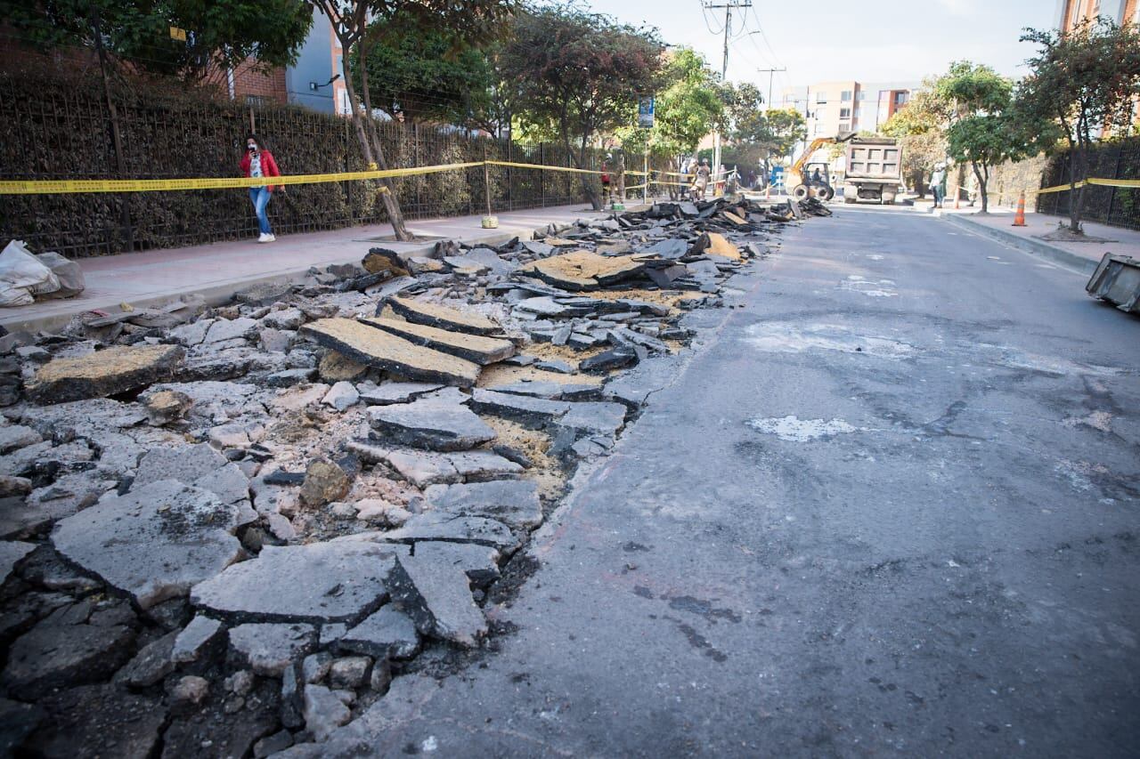Obras para tapar huecos en Bogotá