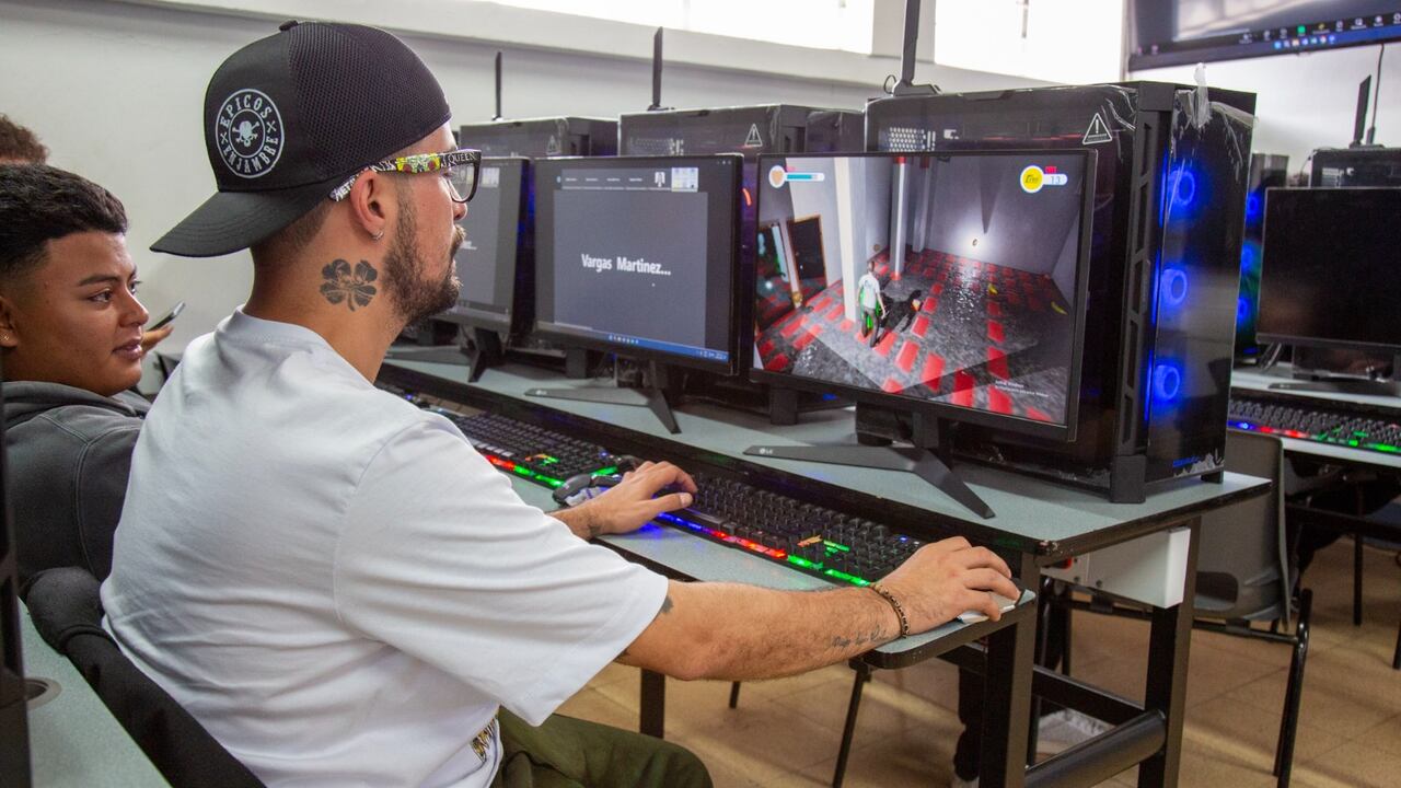 Programa de becas para jóvenes en Medellín