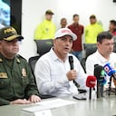 Dumek Turbay, alcalde de Cartagena y el general Yecid Peña, comandante de la Policía metropolitana.