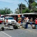 Habitantes de Pueblo Viejo y Tasajera, en Magdalena, salen a realizar peajes ilegales para exigir dinero a los conductores.