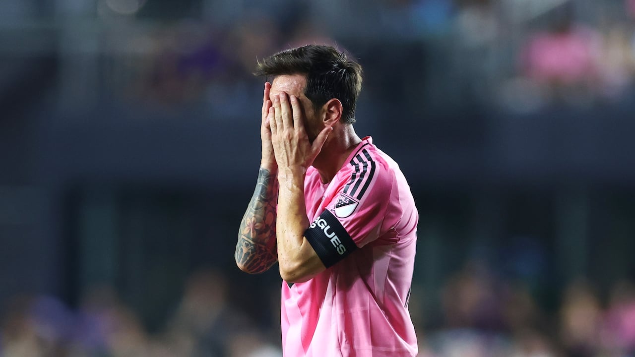 FORT LAUDERDALE, FLORIDA - AUGUST 27: Lionel Messi #10 of Inter Miami CF reacts during the Leagues Cup Semifinal between Inter Miami CF and Orlando City at Chase Stadium on August 27, 2025 in Fort Lauderdale, Florida. (Photo by Megan Briggs/Getty Images)