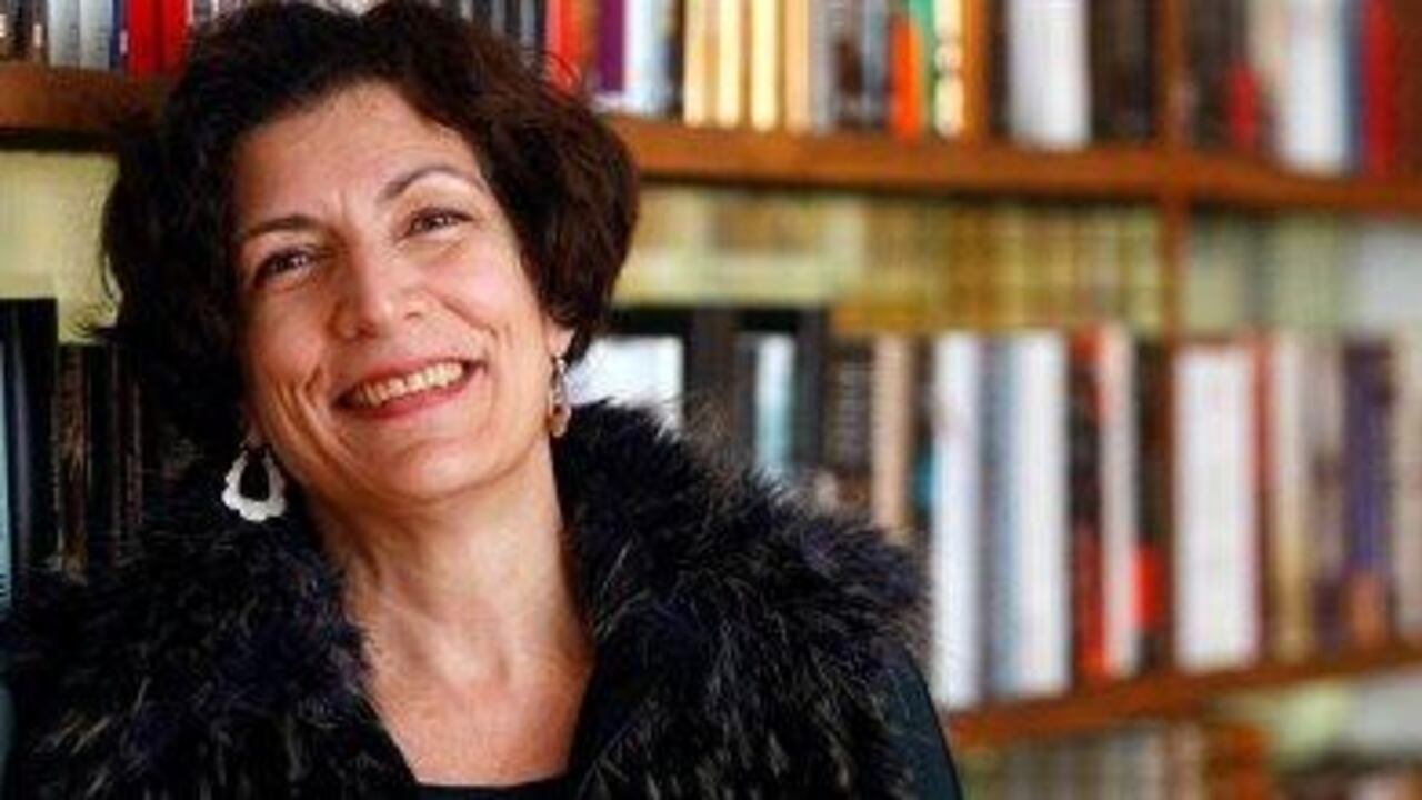 La reconocida periodista mexicana Alma Guillermoprieto presentó en Madrid su libro "Desde el país de nunca jamás", una selección de sus reportajes más notables.