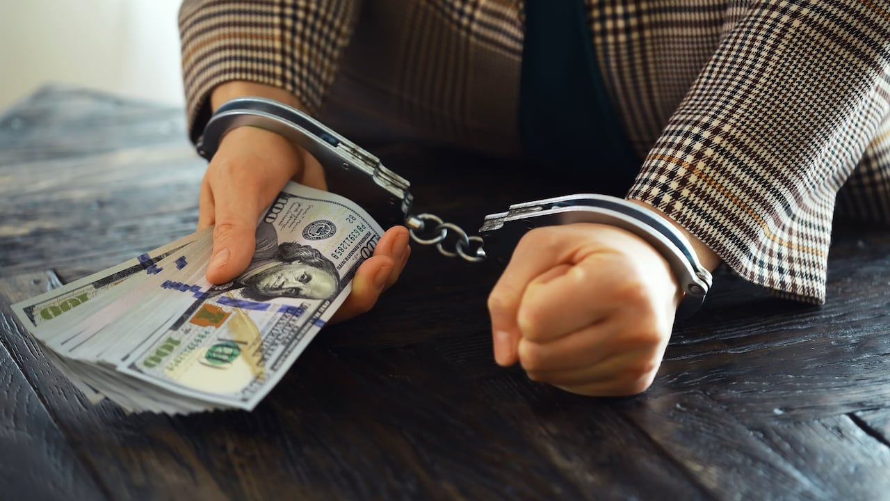 EE. UU. amplía su lista negra contra Los Chapitos, apuntando a empresas mexicanas acusadas de facilitar el envío de químicos para fabricar fentanilo.