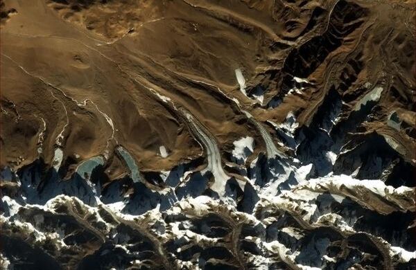 Glaciares en el Himalaya. (Chris Hadfield @Cmdr_Hadfield)