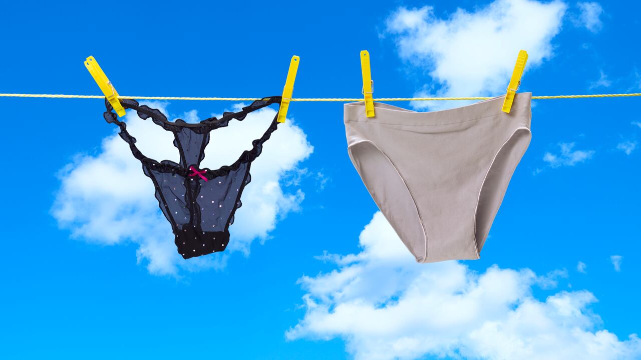 La ropa interior puede lavarse con bicarbonato.