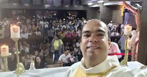 El padre dejará el Santuario de Fátima.