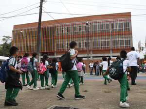 Cali: Inauguración de la Planta Física de la sede Luis Enrique Montoya, de la Institución Educativa Rodrigo Lloreda Caicedo, Ministro de Educación, José Daniel Rojas y Alcalde Cali, Alejandro Eder.