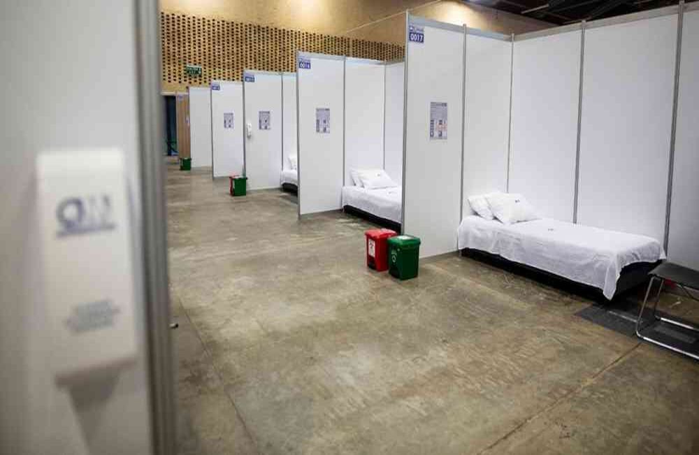 Los pacientes con otras patologías o enfermedades distintas al covid-19 son los que se atenderán inicialmente en Corferias. Por eso, lo que se busca es liberar espacio en las clínicas y hospitales para los pacientes de la pandemia.Esteban Vega-SEMANA 