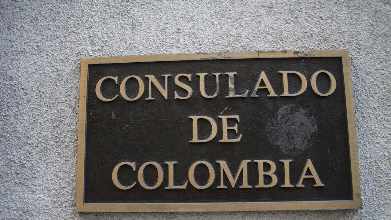 Placa consulado Colombia Estados Unidos