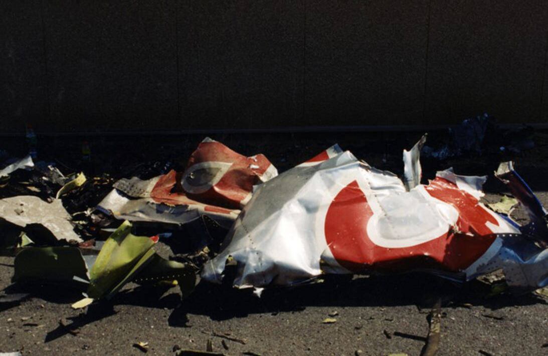 Restos del avión de American Airlines. Foto: FBI