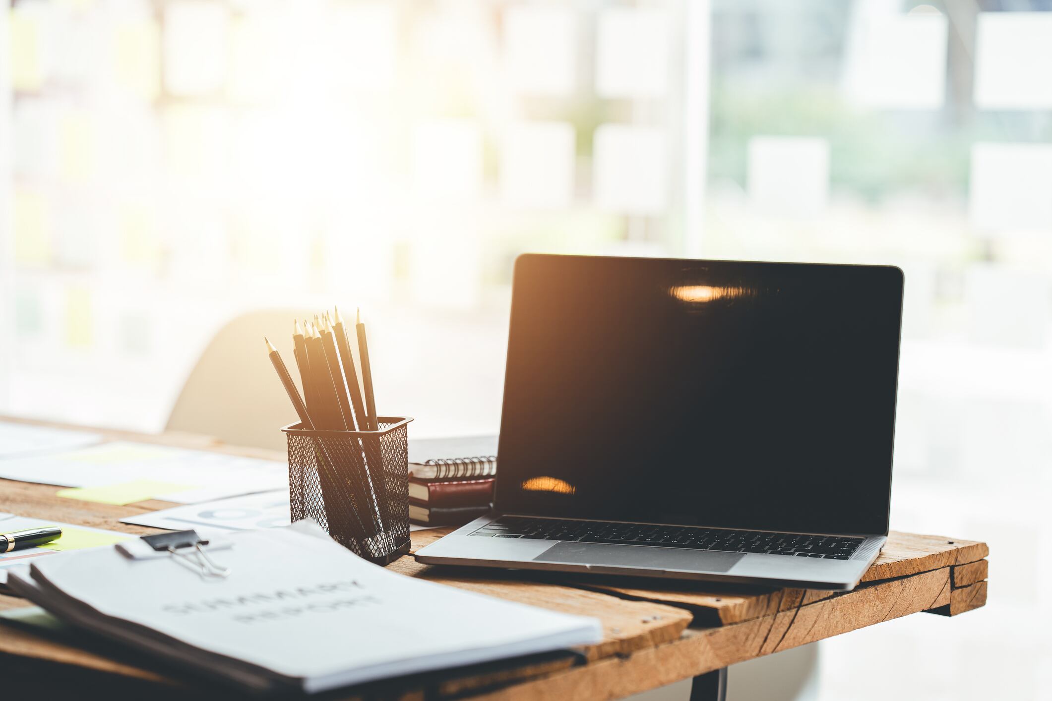 Explorar las características únicas de los notebooks y los portátiles puede revelar cuál de estos dispositivos es más adecuado para las necesidades individuales y profesionales de cada usuario.