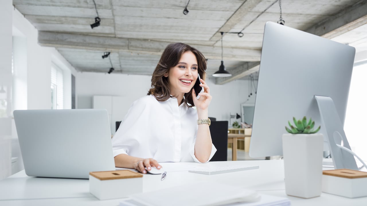 WOM está en la búsqueda de asesores comerciales.