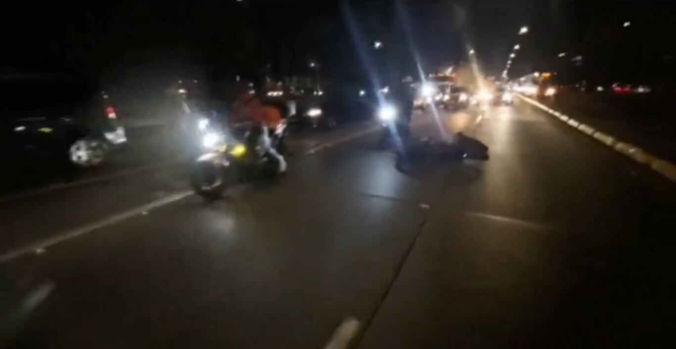 Se desconoce el estado en el que quedó el motociclista.