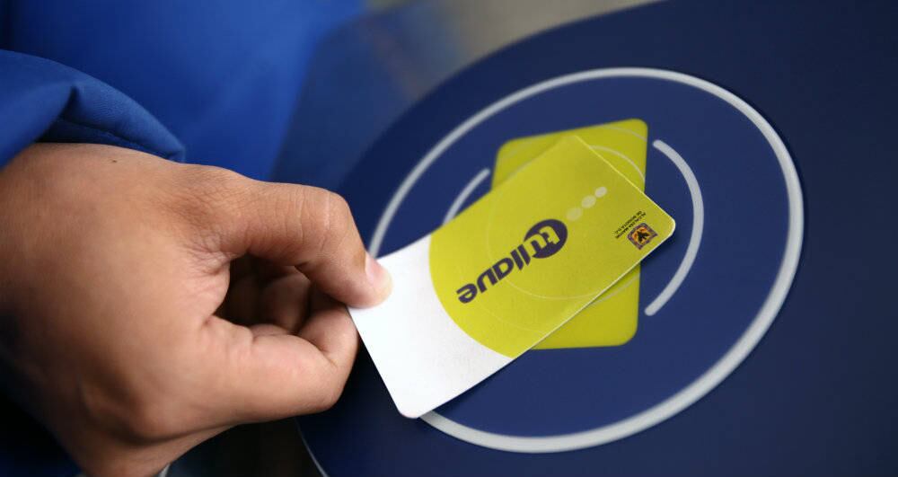 “TransMilenio reitera el llamado a planear con antelación los viajes en el sistema y a personalizar la tarjeta TuLlave para obtener beneficios como los transbordos de 0 a 200 pesos, tarifas preferenciales y subsidios a la población vulnerable, además de la posibilidad de recuperar el saldo en caso de pérdida de la tarjeta”, puntualizó el sistema a través de un comunicado.