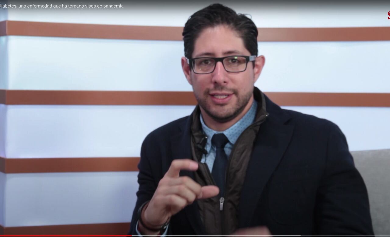 Ricardo Rosero, médico internista y endocrinólogo.