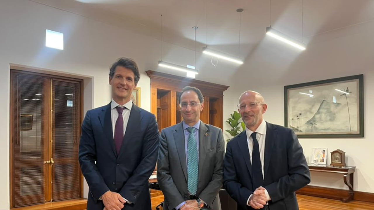 Vicepresidente José Manuel Restrepo se reunió con altos funcionarios de la Unión Europea.