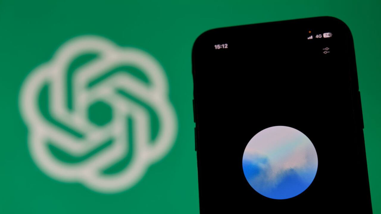 Con unos simples ajustes, ChatGPT puede activarse como asistente en Android y responder consultas sin abrir la aplicación.