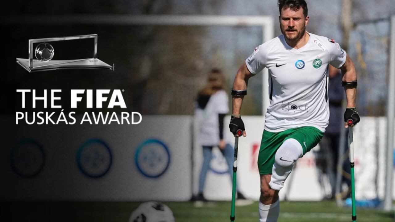 Marcin Oleksy es jugador del Warta Poznan de Polonia