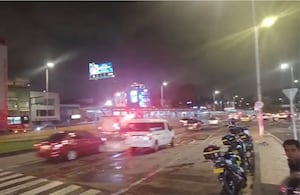 Fluye el tráfico en Bogotá.
